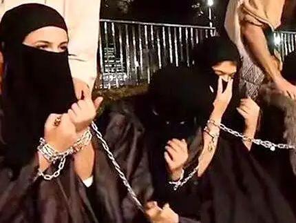 Kelakuan Sehari-hari ISIS, Wanita Dijadikan Budak Seks, yang Pria Dipaksa Perang!