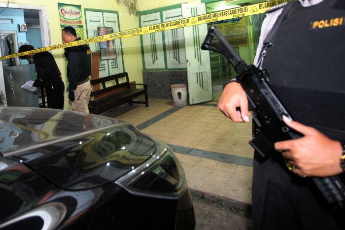 Terduga teroris Blitar berencana serang polsek dan bank