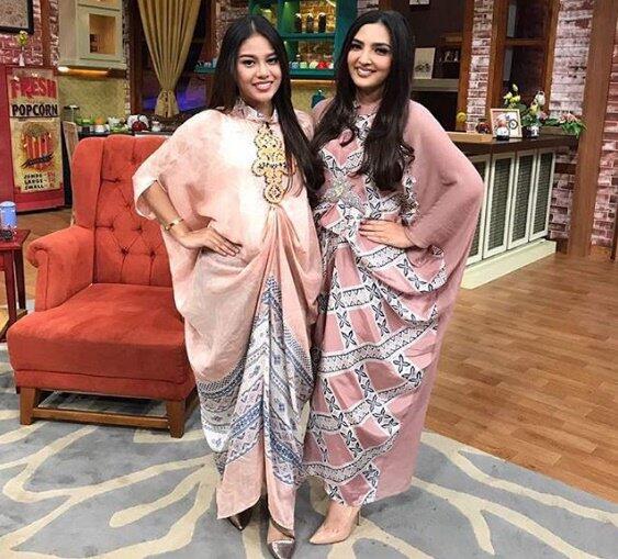 Mencuri Perhatian Saat Hari Raya Tiba? Kaftan Ala Selebritis Cantik Ini Layak Dicoba