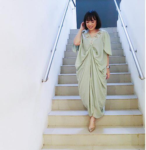 Mencuri Perhatian Saat Hari Raya Tiba? Kaftan Ala Selebritis Cantik Ini Layak Dicoba