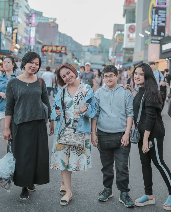 Happy Banget, 10 Potret Terbaru Rossa saat Liburan ke Shanghai-Korea