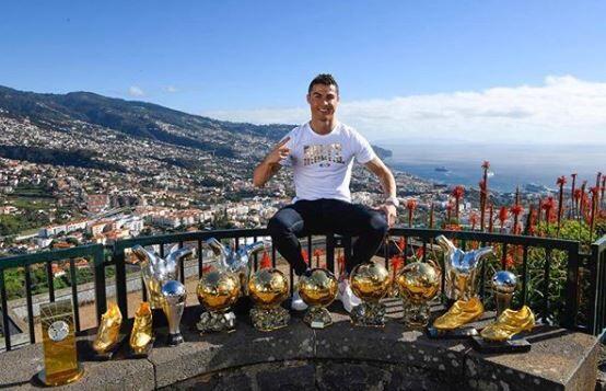 Ronaldo dan Rahasia Tak Terungkapnya Tetap Moncer di Usia Kepala 3