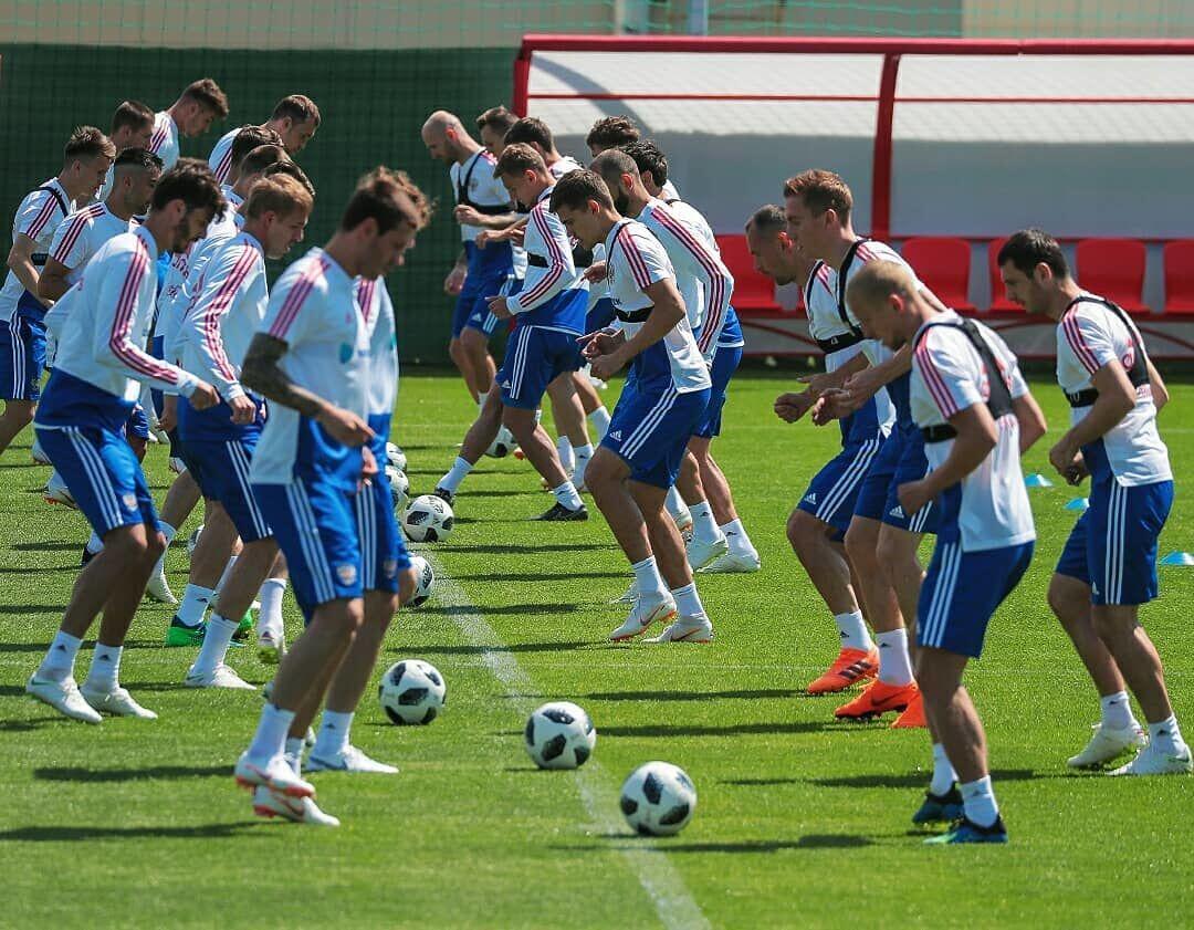 Rusia, Tuan Rumah yang Tak Pernah Lolos Fase Grup