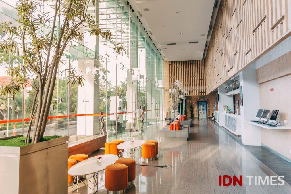 25 Potret Kece Hotel Harris Surabaya, Rekomendasi Halal Bihalal Seru