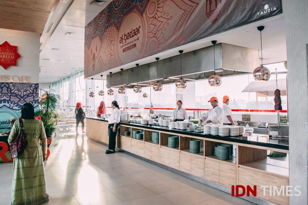 25 Potret Kece Hotel Harris Surabaya, Rekomendasi Halal Bihalal Seru