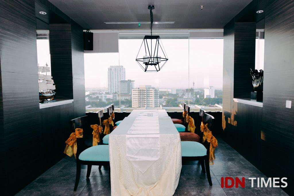 25 Potret Kece Hotel Harris Surabaya, Rekomendasi Halal Bihalal Seru