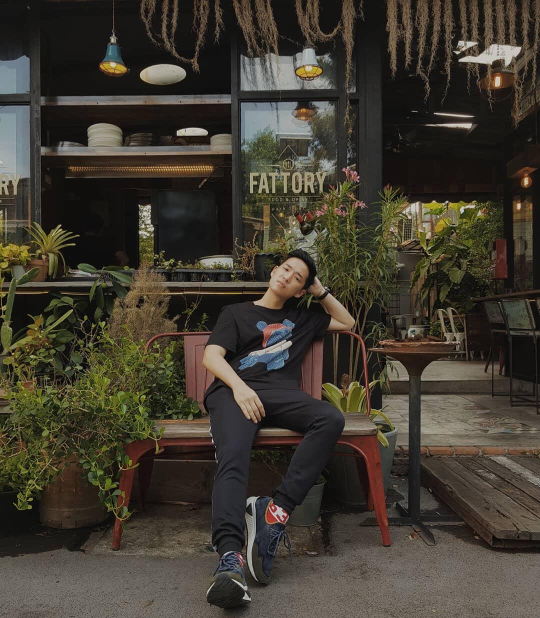 10 Gaya Mario Ardi, Fotografer Muda Langganan Para Artis Hits
