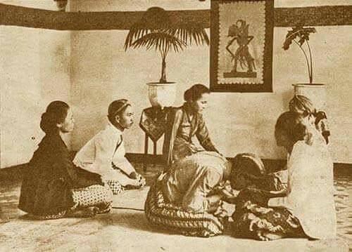 TAHUKAH KAMU, ASAL DARI TRADISI SUNGKEMAN DI HARI LEBARAN ?