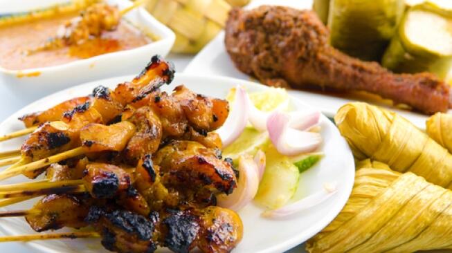 Melongok Tradisi Unik Lebaran di 7 Negara, Indonesia Ada Lho!