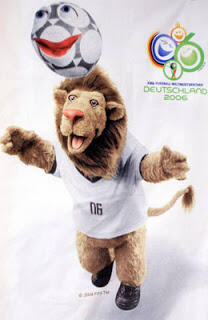 &#91;SUNDUL DUNIA&#93; MASKOT PIALA DUNIA DARI 5 MASA SEBELUM PIALA DUNIA 2018