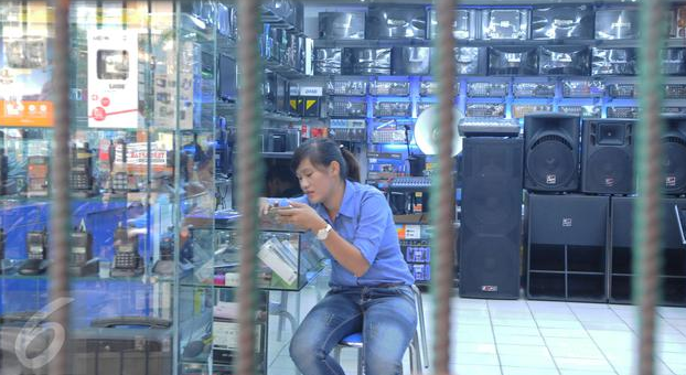 Rupiah Melemah Pasca-Libur Lebaran, Ini Kata Menko Darmin