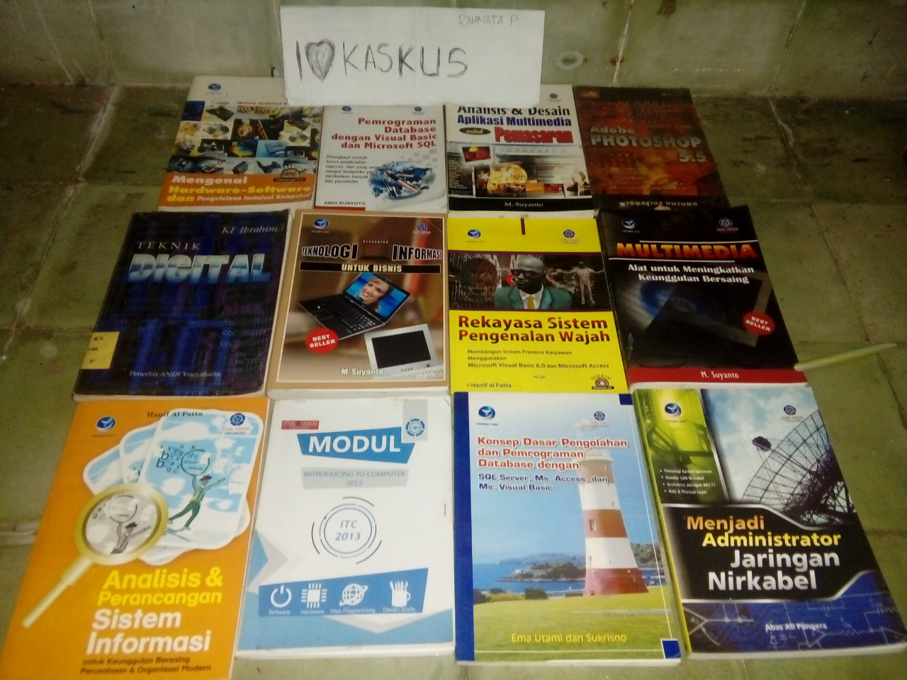 KOLEKSI Gado-gadoku Berwujud Buku