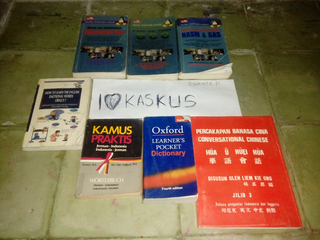 KOLEKSI Gado-gadoku Berwujud Buku