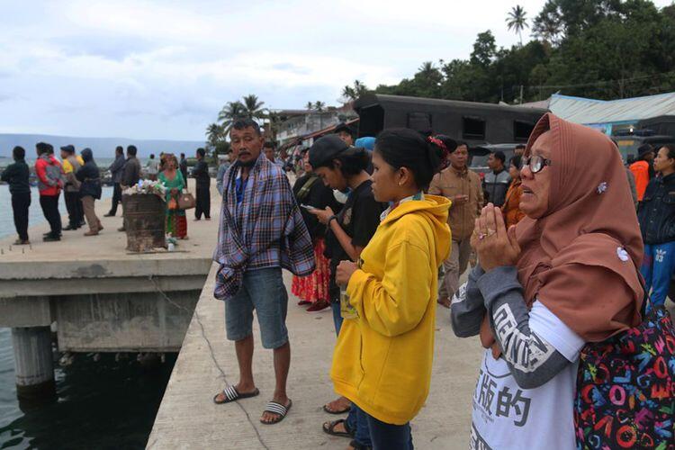 Keluarga Korban Kecewa Cara Kerja Tim Pencari Korban KM Sinar Bangun