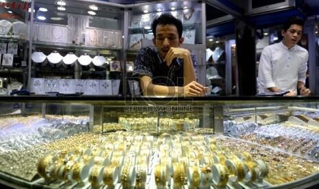 Ingat! Jual Perhiasan Emas ke Toko Kena Potongan hingga 25%