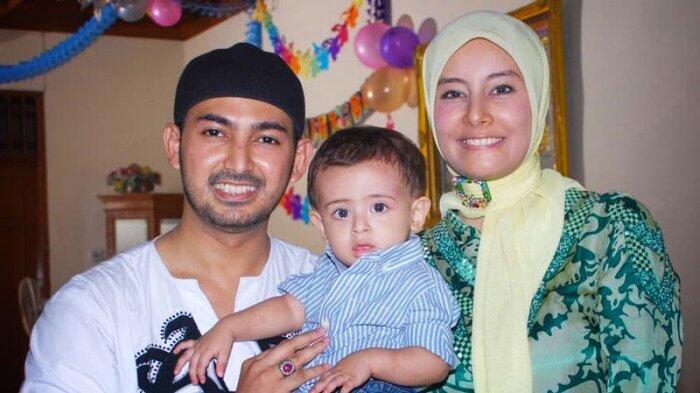 Cerai dari Putri Aisyah, Ustaz Al Habsyi Kini Tak Sungkan Pamerkan Istri yang Pernah 