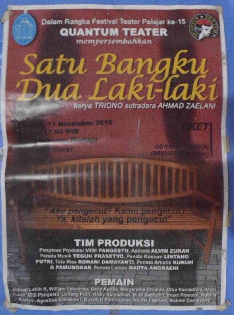 POSTER PERTUNJUKAN MENJADI KOLEKSI YANG PENUH NILAI SEJARAH