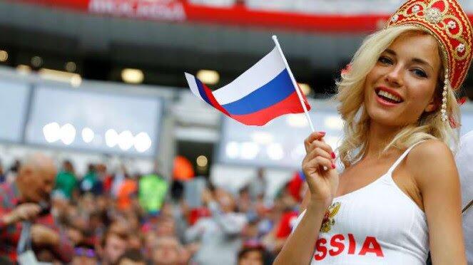 Bikin Kaget, Ini Pekerjaan Suporter Terseksi di Piala Dunia