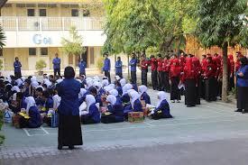 Cintaku Tertahan di Stasiun Manggarai
