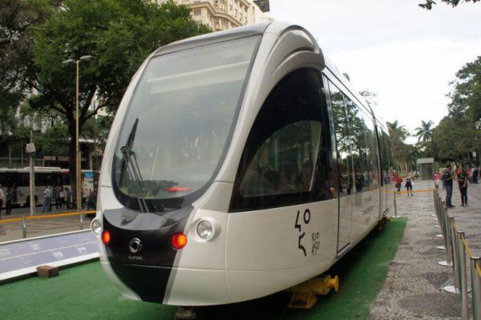 LRT USD 8 Juta / Km di Negara Mana? Dan Tahun Berapa?