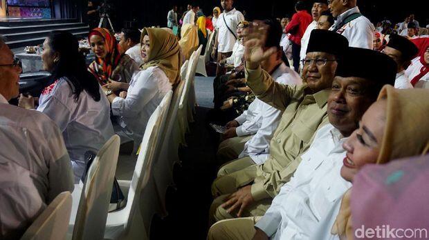Serba-serbi Debat Final Pilgub Jabar Semalam