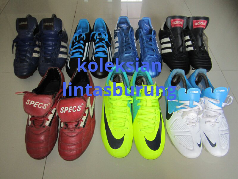 Koleksi Sepatu Jersey Bahkan Kondom!