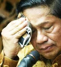 Jokowi menegaskan netralitas TNI, Polri, dan BIN mutlak.