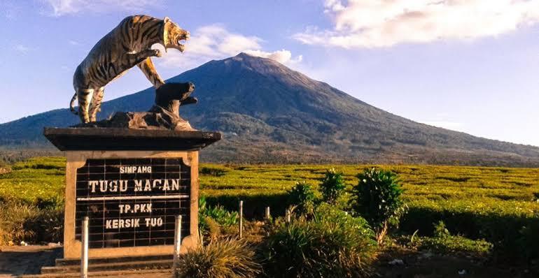 Mendaki Gunung Kerinci, Gunung Api Tertinggi Di Indonesia