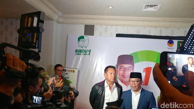 Tb Hasanuddin Temui Ridwan Kamil Ucapkan Selamat