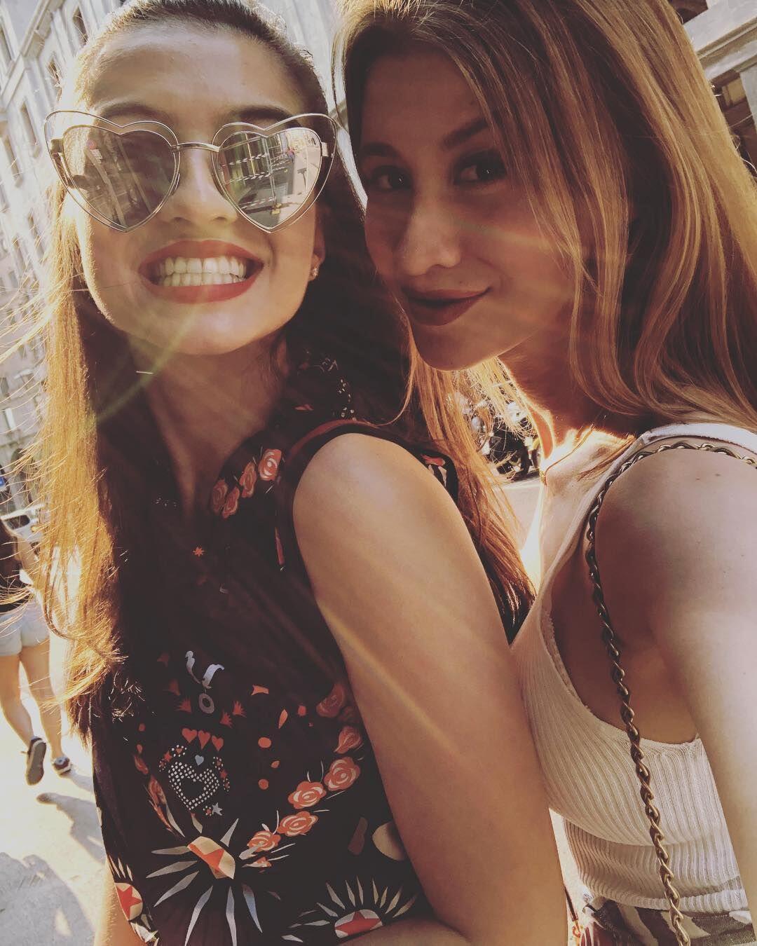 Jadi Bridesmaid, 10 Potret Raline Shah Liburan di Italia