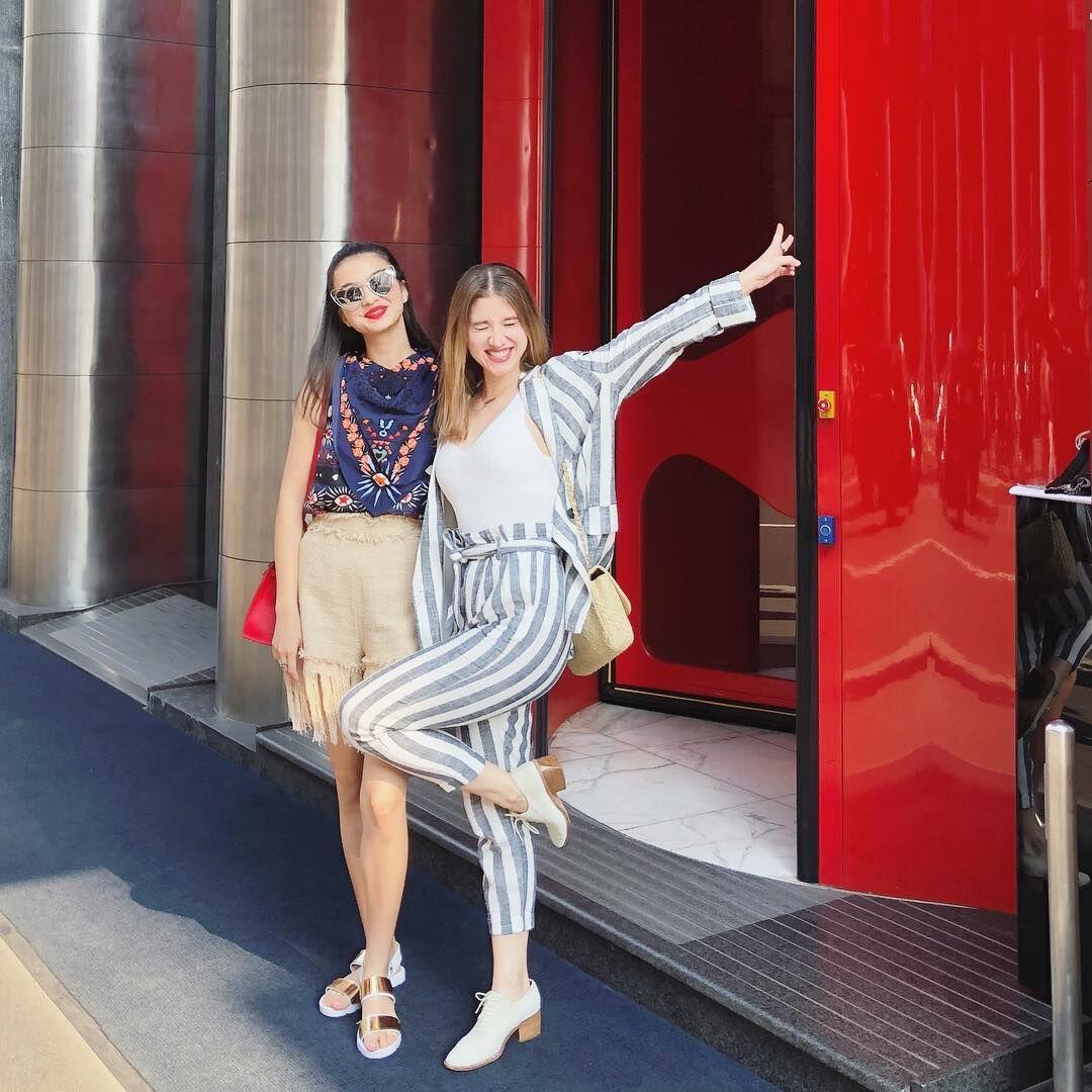Jadi Bridesmaid, 10 Potret Raline Shah Liburan di Italia