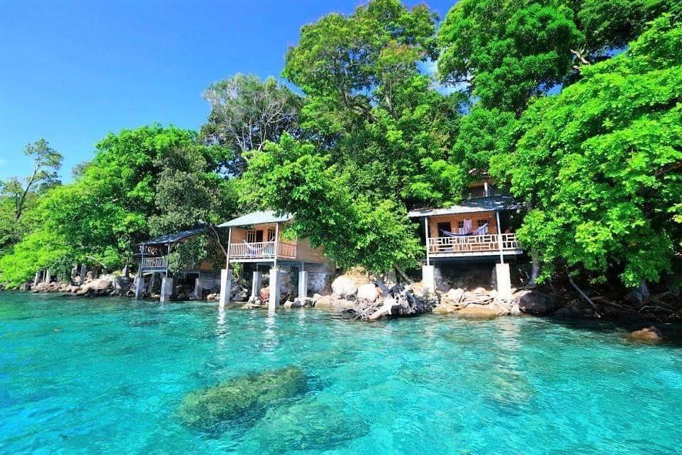 7 Hotel di Sabang yang Gak Kalah Eksotis dari Panorama Bali