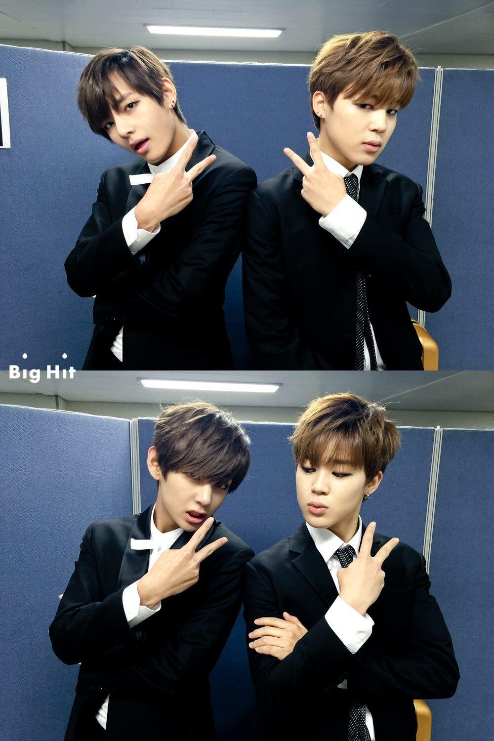 Seumuran, 11 Potret Kedekatan V & Jimin BTS Sejak Debut Hingga Kini