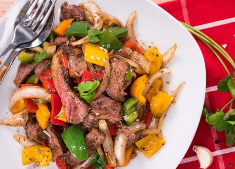 Ini 7 Menu Makan Malam Tinggi Protein untuk Pesepak Bola