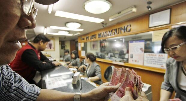 Rupiah Melemah Hingga 14.404 per Dolar AS, Ini Penyebabnya