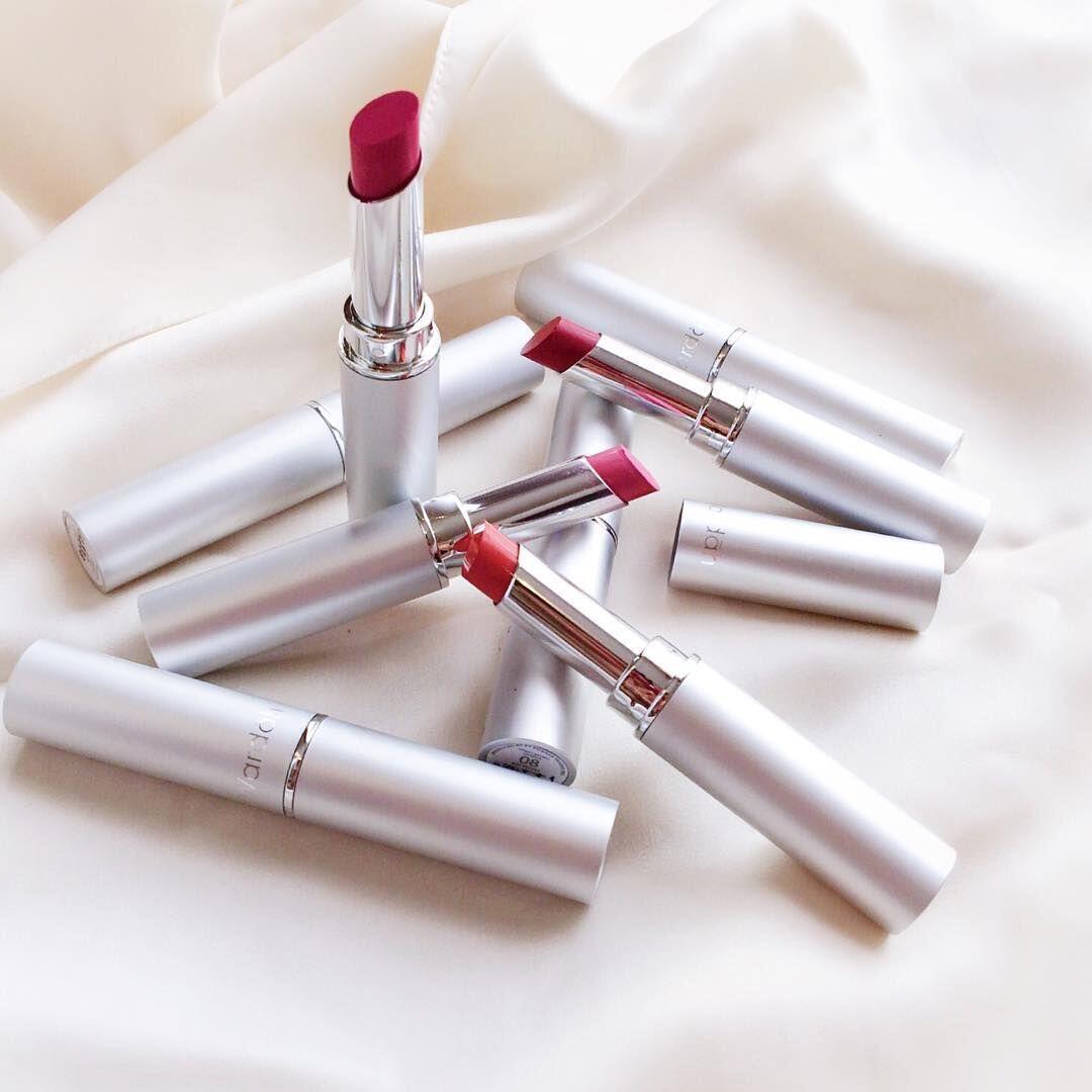 Ini 10 Lipstik Matte Merek Lokal yang Nyaman di Bibir