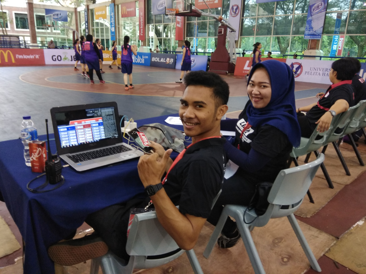 Pindah-Pindah Tempat, Hari Keempat.
