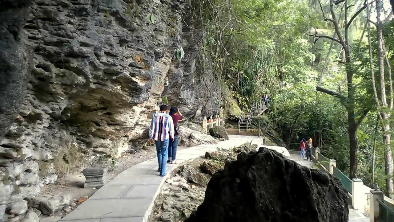 Wisata Petualang Goa Selarong Yogyakarta