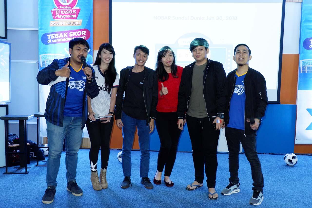 Keseruan Pesta Bola di KASKUS HQ - Day 1 &#91;Prancis vs Argentina&#93;