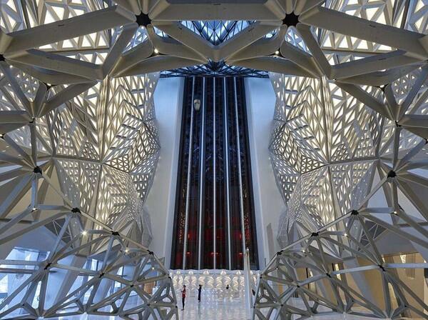 Foto: Kasino Keren di Makau Karya Arsitek Ternama Zaha Hadid
