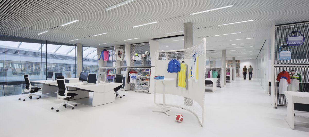 15 Potret Kemegahan Kantor Adidas, Asyik dan Futuristik Banget