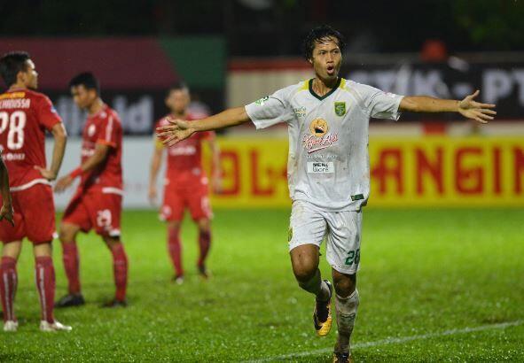 Duh! Anak Menpora Imam Nahrawi Dipukul Saat Laga Persija vs Persebaya