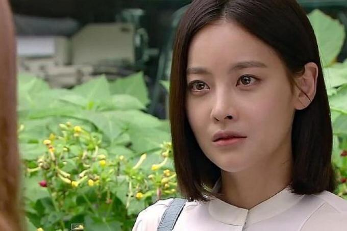 Ikonik! 7 Gaya Rambut Pendek ala Cewek KDrama Ini Bisa Ditiru