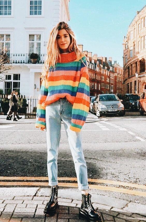10 Ide Padu Padan Colorful Outfit untuk Gaya Casual nan Atraktif