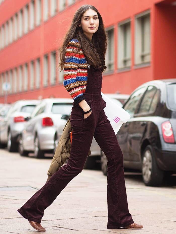 10 Ide Padu Padan Colorful Outfit untuk Gaya Casual nan Atraktif