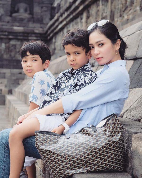 15 Potret Aktris FTV yang Makin Menawan Saat Jadi Mama Muda