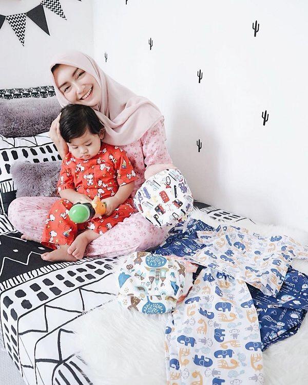 15 Potret Aktris FTV yang Makin Menawan Saat Jadi Mama Muda