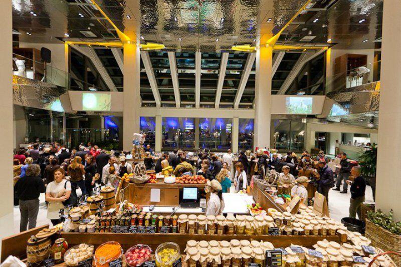 Traveling di Moskow, Wajib Jajan Kuliner ke 5 Pasar Ini Nih