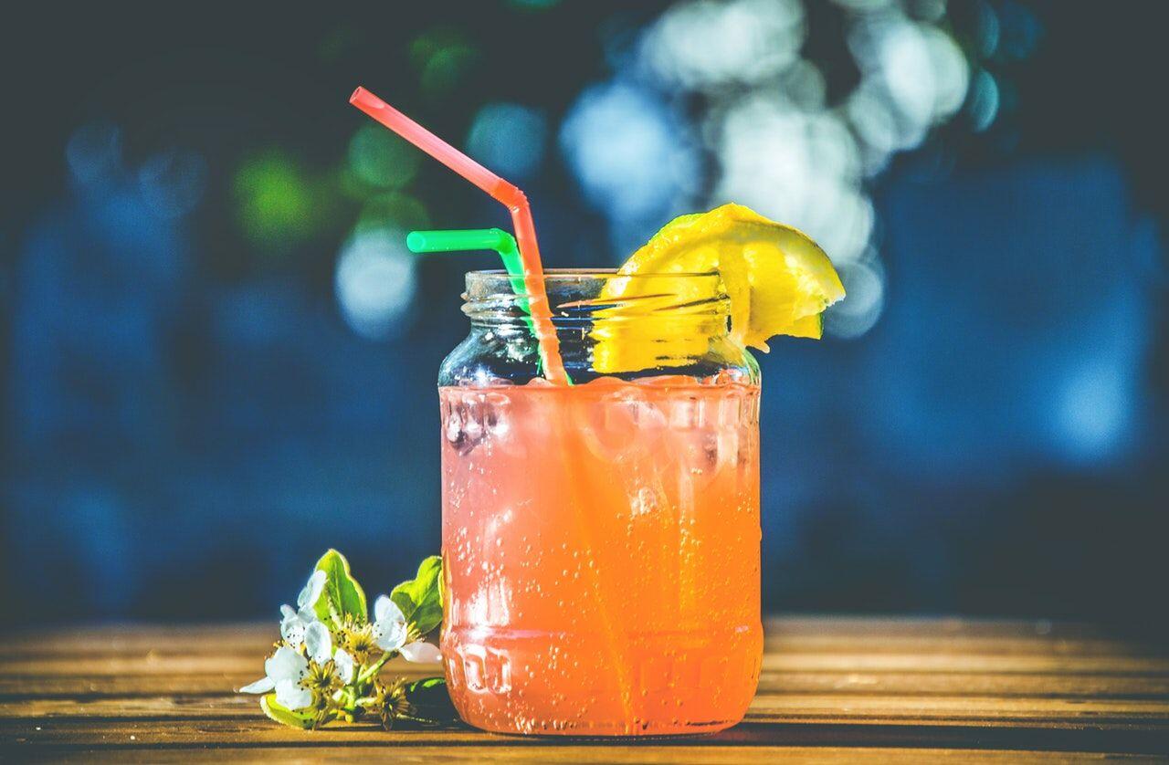 5 Kreasi Minuman Soda Super Praktis yang Bikin Harimu Tambah Segar