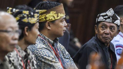 Jalan Panjang Penghayat Menuju Kolom Agama KTP